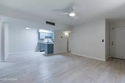 9420 E Speedway Boulevard #24, Tucson, AZ 85710 - Photo 8