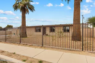 4461 E 32nd St, Tucson, AZ 85711 - Photo 6