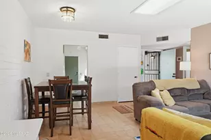 1176 S Alpine Cir, Green Valley, AZ 85614 - Photo 8