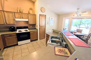 38774 S Desert Bluff Dr, Tucson, AZ 85739 - Photo 4