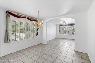 8135 N Pocono Way, Tucson, AZ 85743 - Photo 12