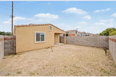 981 W Santa Maria Street, Tucson, AZ 85706 - Photo 8