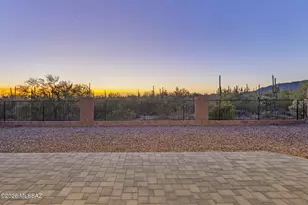 7758 W Sage Palm Ln, Marana, AZ 85658 - Photo 26