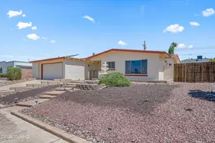 9327 E Hermosa Hills Dr, Tucson, AZ 85710 - Photo 2