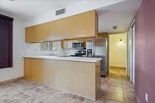 9327 E Hermosa Hills Dr, Tucson, AZ 85710 - Photo 14