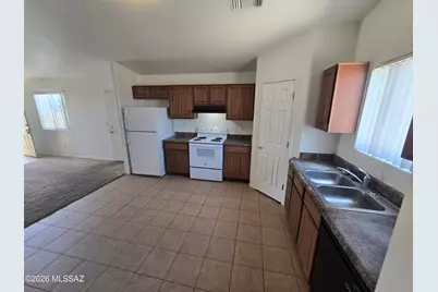 2109 E Pinal Vista, Tucson, AZ 85713 - Photo 8