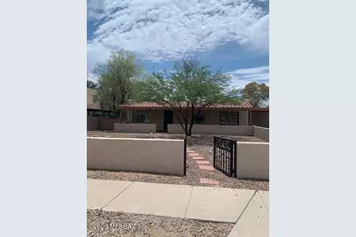 1474 E Hedrick Drive, Tucson, AZ 85719 - Photo 1