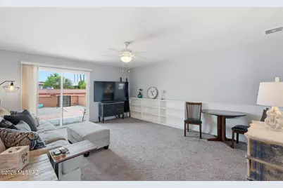 1376 S Desert Meadows Circle, Green Valley, AZ 85614 - Photo 8