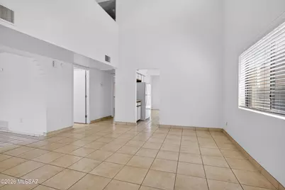 1875 E Calle Grandiosa, Tucson, AZ 85706 - Photo 4
