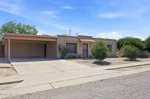 1721 S Kevin Dr, Tucson, AZ 85748 - Photo 2
