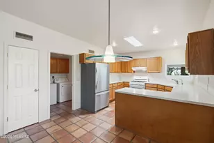 4972 N Siesta Dr, Tucson, AZ 85750 - Photo 6