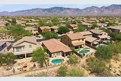 13001 Westminster Drive, Oro Valley, AZ 85755 - Photo 4