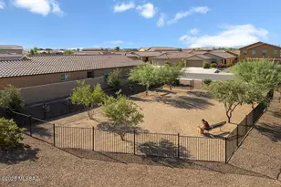 4442 S Downshift Dr, Tucson, AZ 85730 - Photo 16