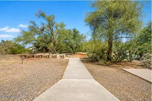 1160 W Camino Desierto, Tucson, AZ 85704 - Photo 32