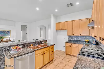 10758 E Mica Meadow Drive, Tucson, AZ 85748 - Photo 20