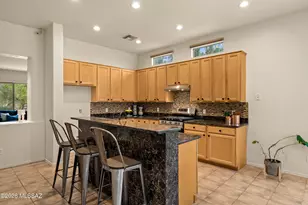 10758 E Mica Meadow Dr, Tucson, AZ 85748 - Photo 22