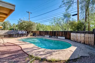 6245 E Sunny Dr, Tucson, AZ 85712 - Photo 24