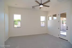 7833 W Sage Creek Ct, Tucson, AZ 85743 - Photo 10