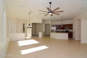 7833 W Sage Creek Ct, Tucson, AZ 85743 - Photo 6