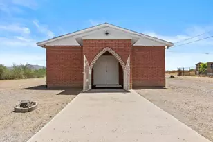 2223 N Calle Montecito, Safford, AZ 85546 - Photo 1