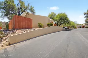 603 S Liana Ct, Tucson, AZ 85710 - Photo 4