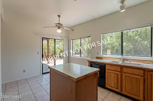 936 E Camino Diestro, Oro Valley, AZ 85704 - Photo 22