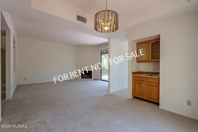 936 E Camino Diestro, Oro Valley, AZ 85704 - Photo 14