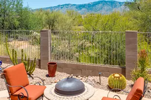 13218 N Woosnam Way, Oro Valley, AZ 85755 - Photo 2
