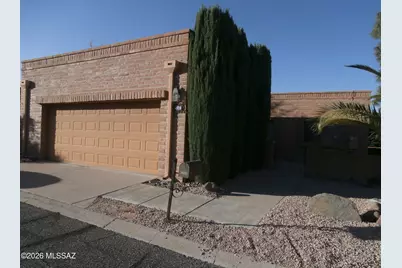 1690 W Retorno De Manana, Green Valley, AZ 85622 - Photo 2