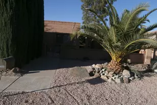 1690 W Retorno De Manana, Green Valley, AZ 85622 - Photo 1
