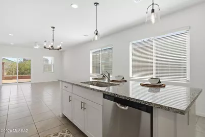 868 W Calle Las Varitas, Sahuarita, AZ 85629 - Photo 8