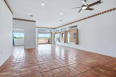 2327 S Cliff Drive, Green Valley, AZ 85614 - Photo 10