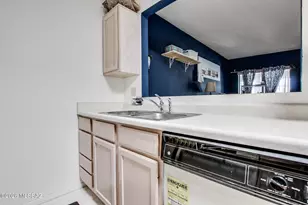 7666 E 22nd St, Tucson, AZ 85710 - Photo 14