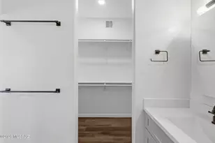 4239 E 4th St, Tucson, AZ 85711 - Photo 22