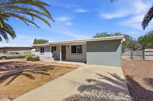 7575 E Persimmon Dr, Tucson, AZ 85730 - Photo 30
