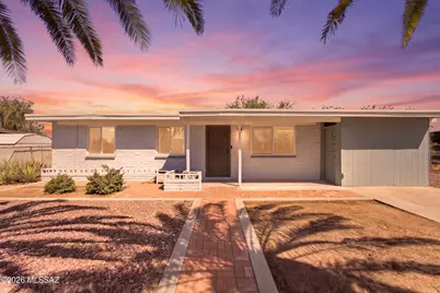 7575 E Persimmon Drive, Tucson, AZ 85730 - Photo 1