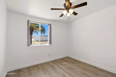 7575 E Persimmon Drive, Tucson, AZ 85730 - Photo 20
