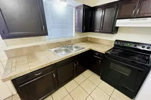 3031 E Blacklidge Dr, Tucson, AZ 85716 - Photo 4