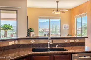 1805 W VÃ­a Del Recodo, Green Valley, AZ 85622 - Photo 14