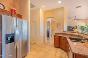 1805 W VÃ­a Del Recodo, Green Valley, AZ 85622 - Photo 16