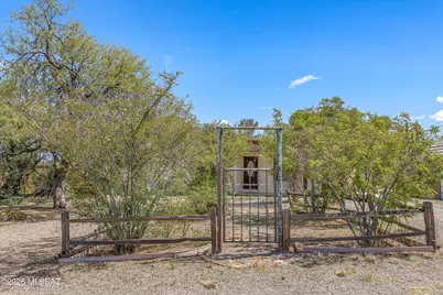 2320 W Calle Grato, Oracle, AZ 85623 - Photo 1