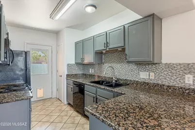 5753 E Vuelta De Nuestro Pueblo, Tucson, AZ 85756 - Photo 10