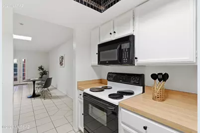 2852 W Sheryl Drive, Tucson, AZ 85713 - Photo 10
