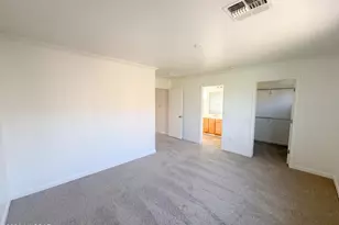 6053 S Sweet Birch Ln, Tucson, AZ 85747 - Photo 4