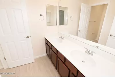 11484 E Desert Raptor Loop, Tucson, AZ 85747 - Photo 4