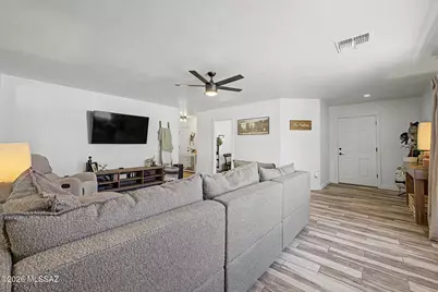 10883 S Sky Kristen Loop, Vail, AZ 85641 - Photo 4