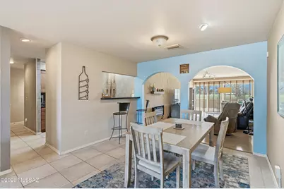 1122 N Abrego Drive, Green Valley, AZ 85614 - Photo 8