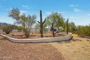 1341 W Chapala Ct, Tucson, AZ 85704 - Photo 4