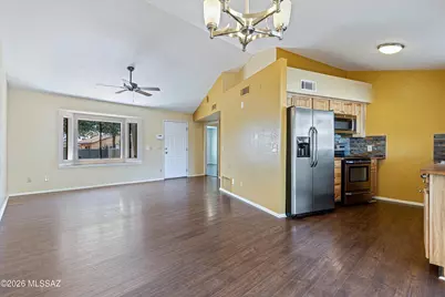 4735 S Windrose Drive, Tucson, AZ 85730 - Photo 10