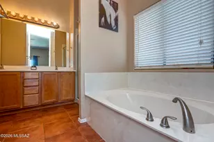 39682 S Horse Run Dr, Saddlebrooke, AZ 85739 - Photo 18